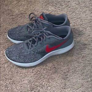 Nike flex contact shoes